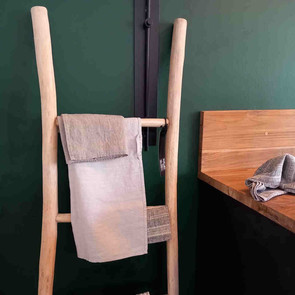 Hantuchleiter aus Teak massiv