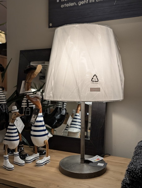 Tischleuchte Classic mit Lampenschirm