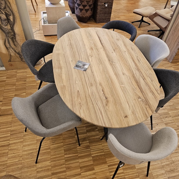 Möbel & Accessoires im Showroom München entdecken