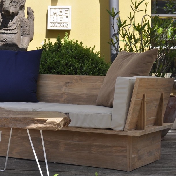 Aulia Lounge mit Lehne, Sitzpolster und Lehen - Polster mit wetterfestem Stoff bezogen, Stoff in vielen verschiedenen Farben moeglich