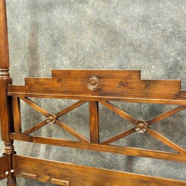Himmelbett "Raffles" nach Maß
