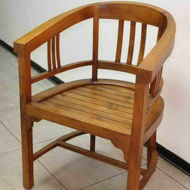 Massivholzstuhl U · MOEBEL KOLONIE