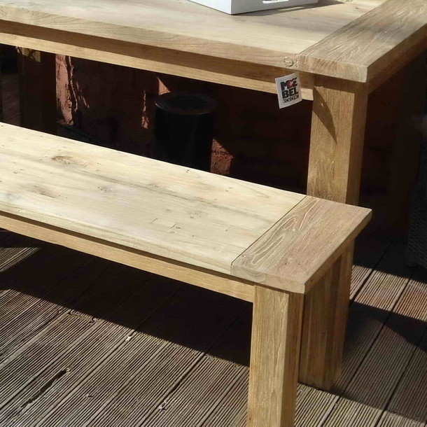 Barli Sitzbank aus gebuerstetem Teakholz, auch fuer den Outdoorbereich geeignet, Teakmoebel fuer den Garten, MOEBEL KOLONIE Muenchen, Detailbild