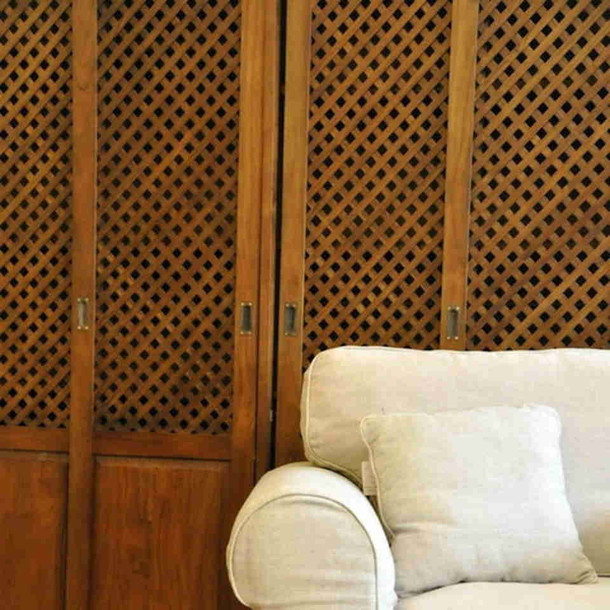 Grossansicht Kleiderschrank aus Teak massiv Slide mit vier Schiebetueren im Lettice Design