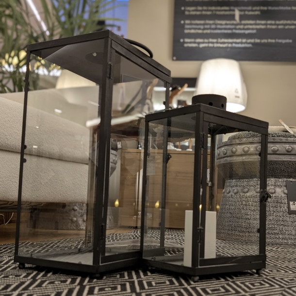 Laternen aus Metall mit Glas