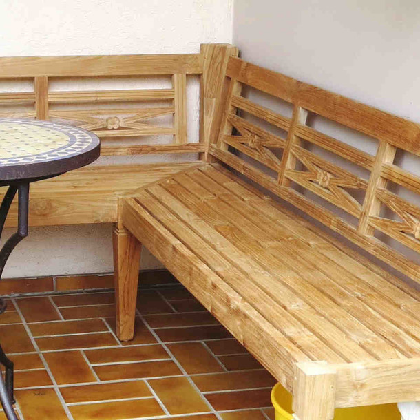 Massive Teakholz Eckbank aus Teak vom Schreiner gefertigt