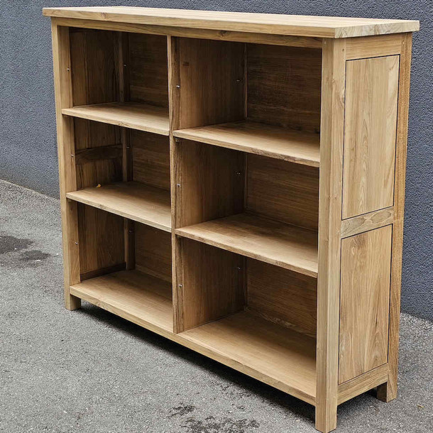 halbhohes, massives Teakholz Regal mit Rueckwand und sechs grossen Faechern, Buecherregal, handgefertigt vom Schreiner in der MOEBEL KOLONIE Manufaktur