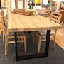 Esszimmer Moebel aus massivem Teakholz, Esstisch MOEBEL KOLONIE Muenchen, Tischplatten aus Massivholz, Tisch Gestell elegant, sehr stabil aus schwarzem Metall in U Form, Esszimmer Moebel in modernem Design aus Massivholz Teak, Muenchen Moebel