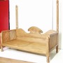 Massivholz Kinderbett Teak, Daybed fuer das Kinderzimmer aus Teakholz Massivholz, kunstvolle Schnitzerei von Handarbeit in der MOEBEL KOLONIE Manufaktur gefertigt, Massivhholz Teak Moebel Muenchen