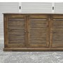 Sideboard Lamelle aus massivem Teakholz vom Schreiner von Hand gefertigt, hier in der MOEBEL KOLONIE Farbe 002 / Antik