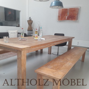 Esstische aus Altholz